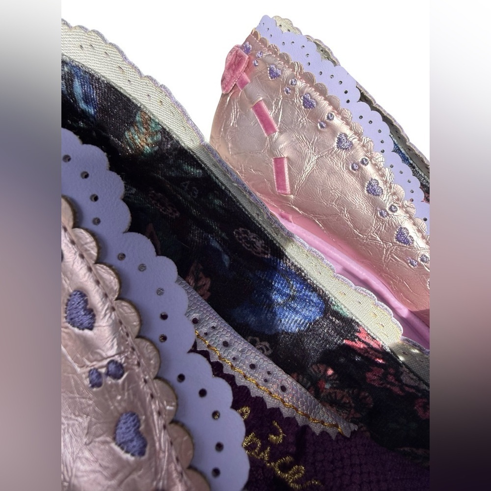 Irregular Choice Pink Metallic Bow Loafers Lavender Scallop Trim US 12 NWOT - Picture 11 of 14